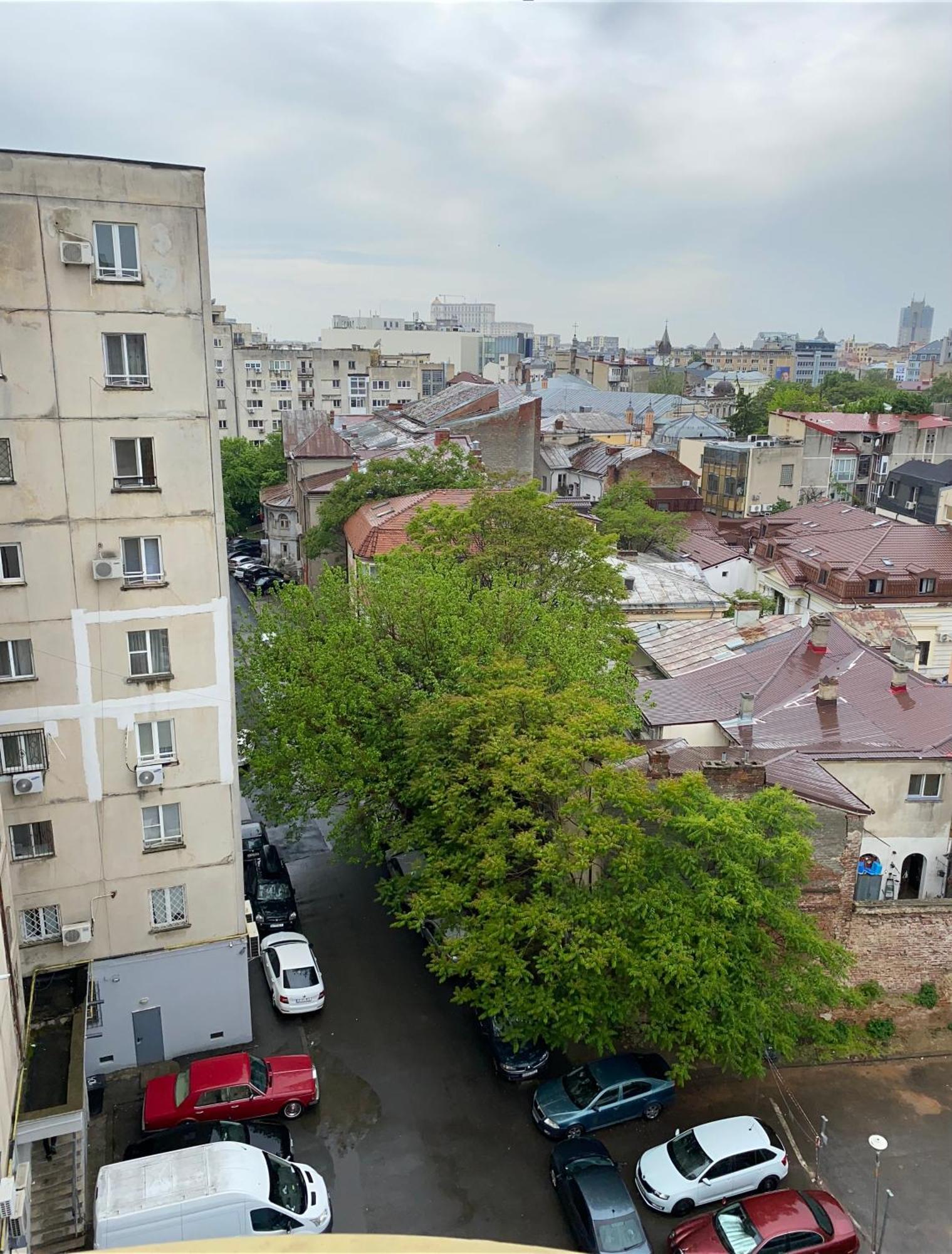 High In The Sky - Unirii Apartment